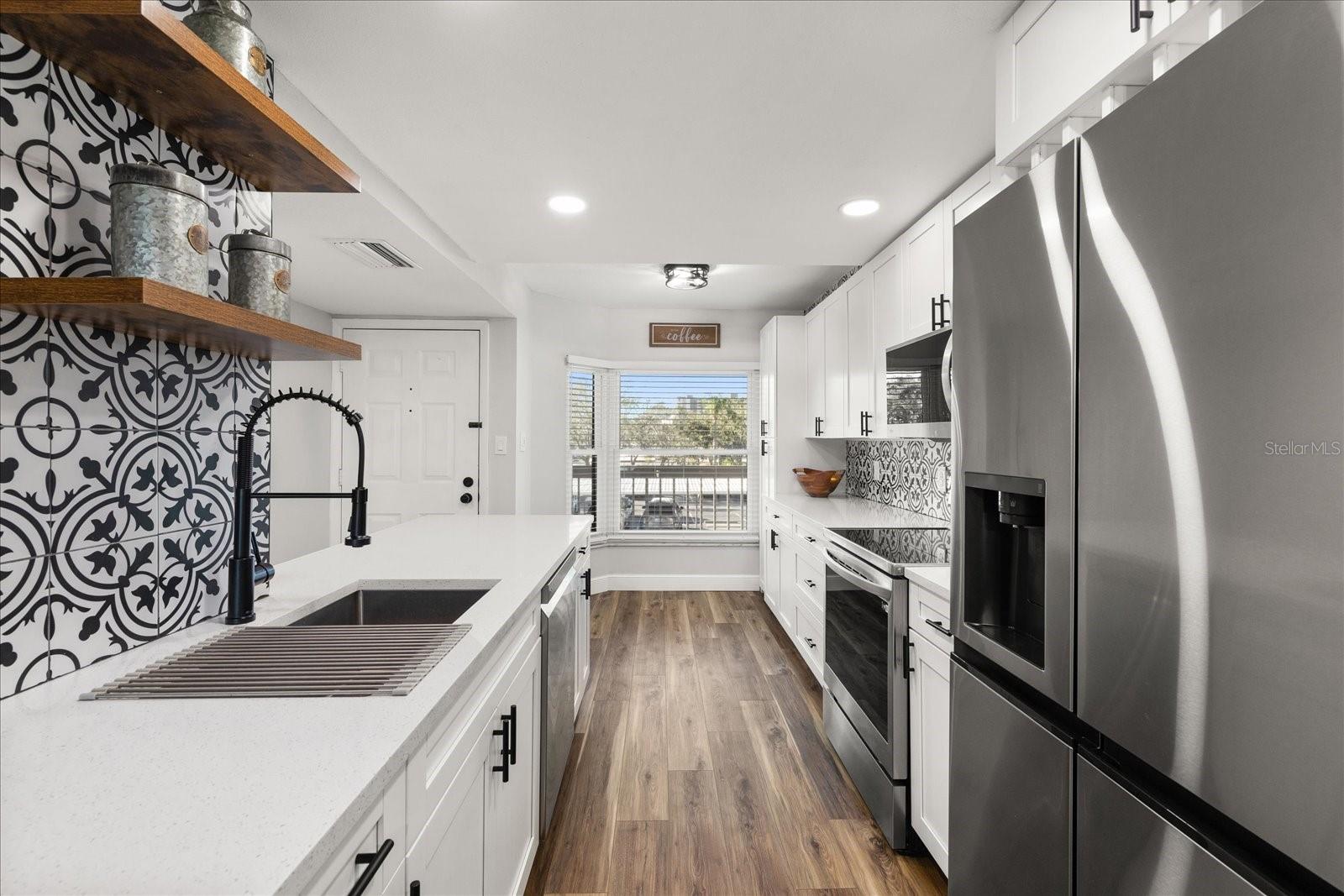 1324 PASADENA AVE S #204, SOUTH PASADENA, FL, 33707