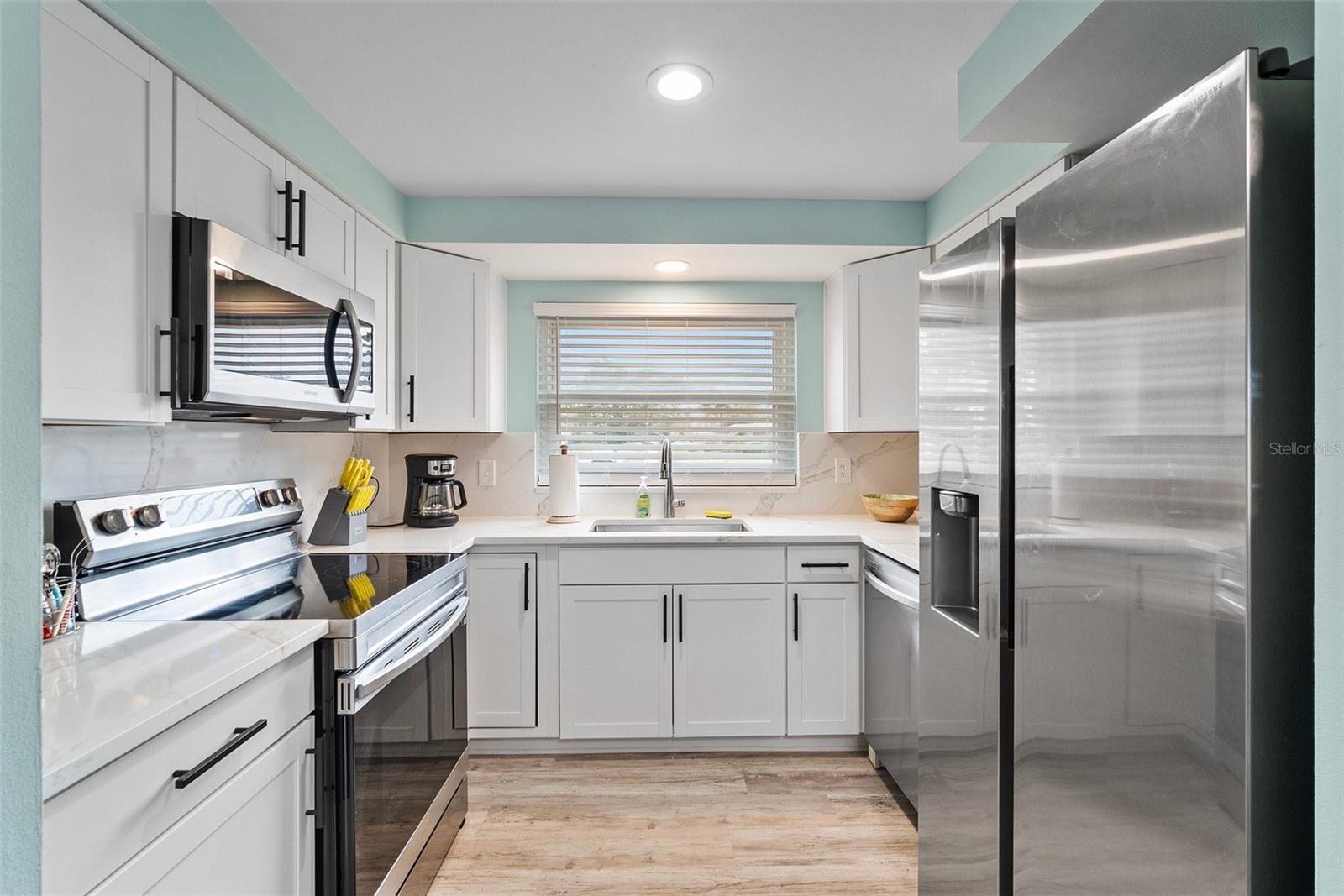 3158 REGATTA CIR, SARASOTA, FL, 34231