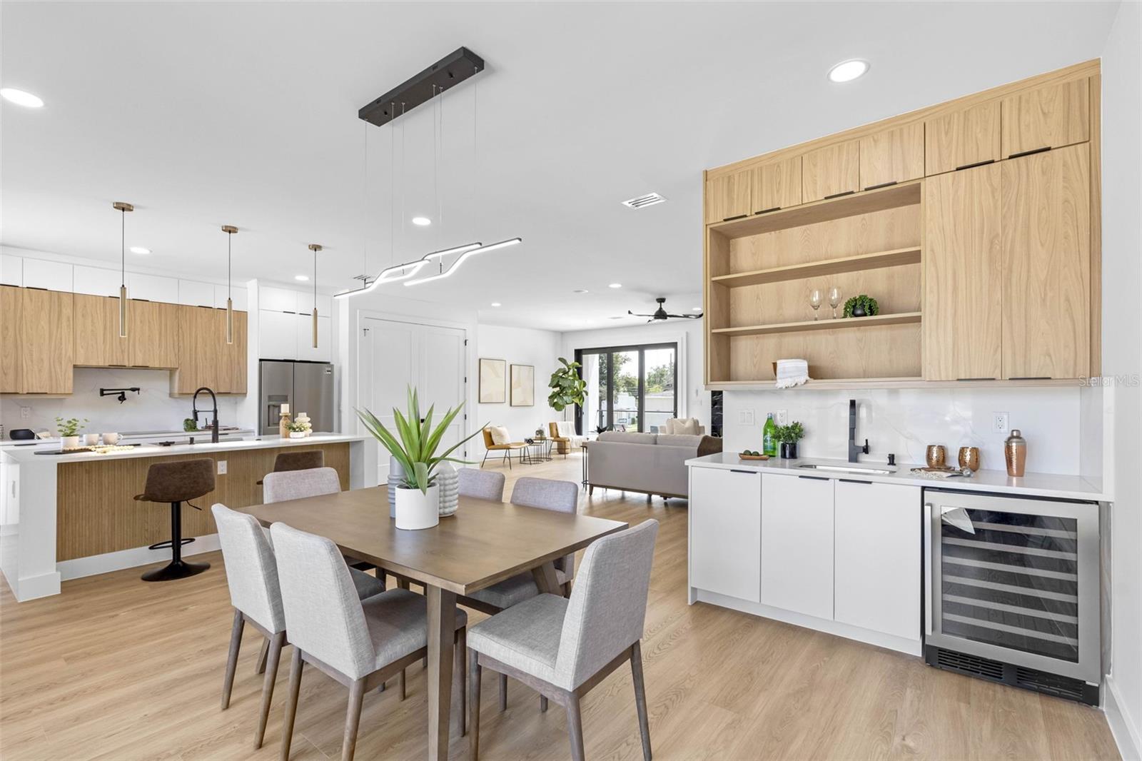101 W WARREN AVE #1, TAMPA, FL, 33602