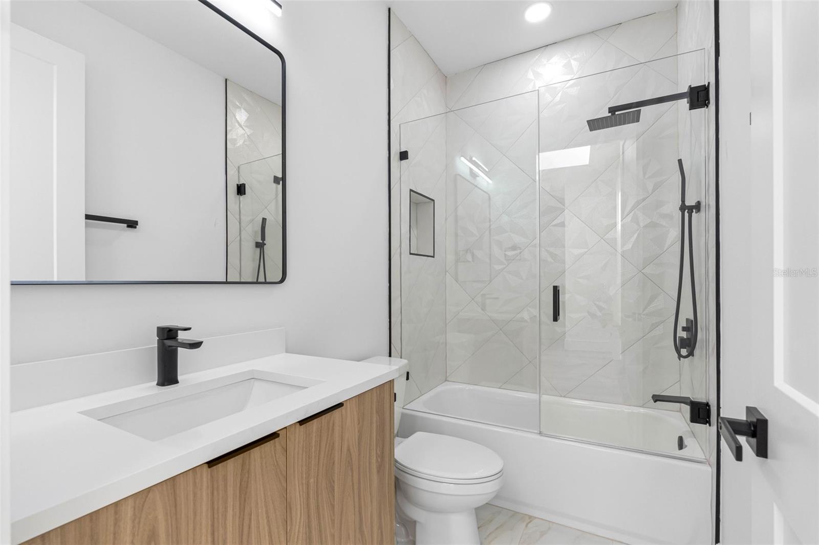 101 W WARREN AVE #1, TAMPA, FL, 33602