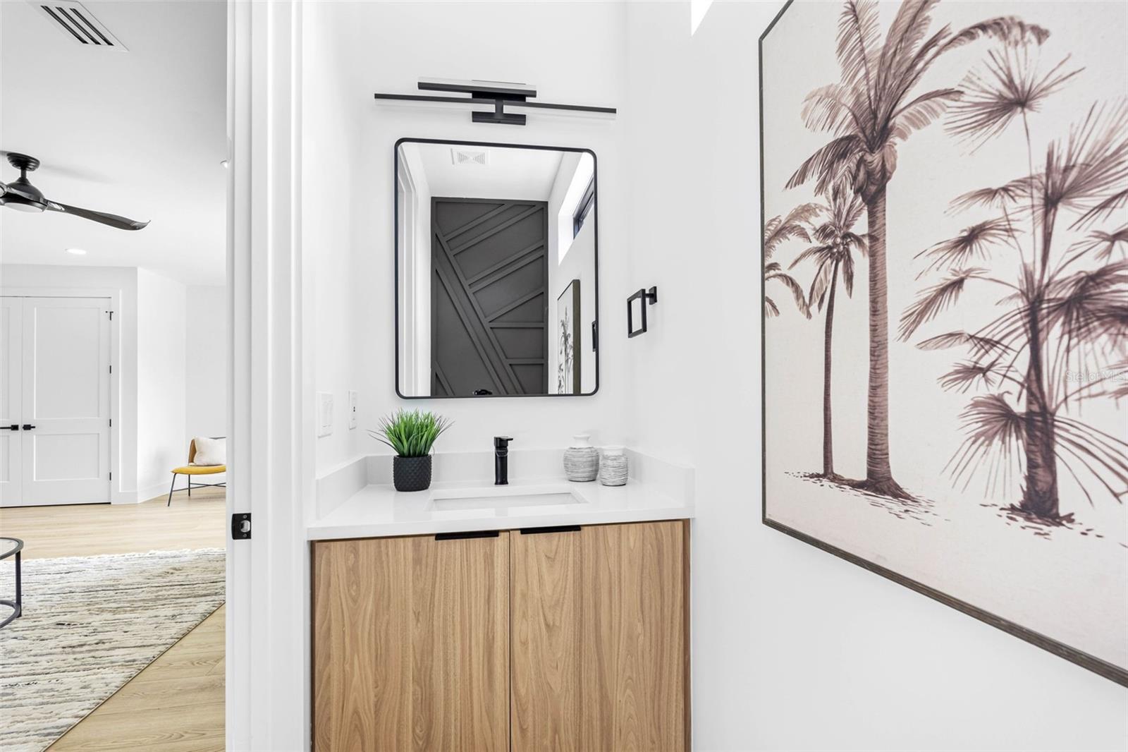 101 W WARREN AVE #1, TAMPA, FL, 33602