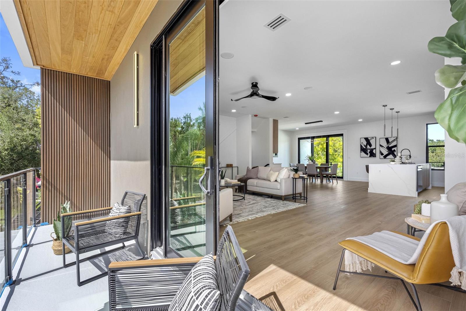 101 W WARREN AVE #1, TAMPA, FL, 33602