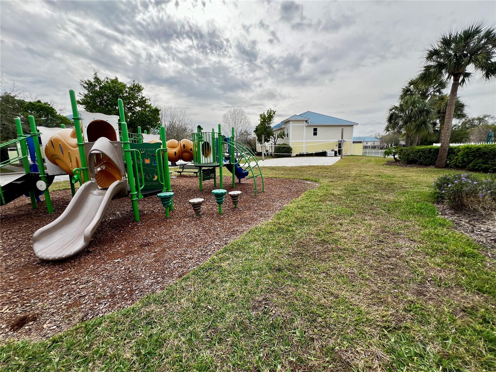 2043 GRAND OAK DR, KISSIMMEE, FL, 34744