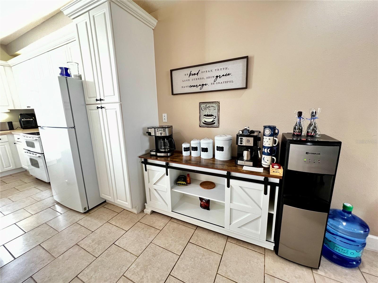 2043 GRAND OAK DR, KISSIMMEE, FL, 34744