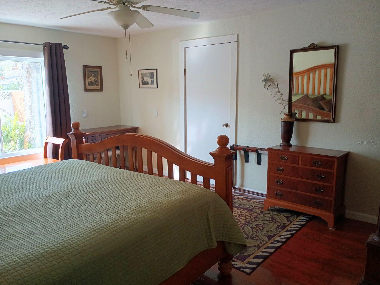 4030 WORCESTER RD, SARASOTA, FL, 34231