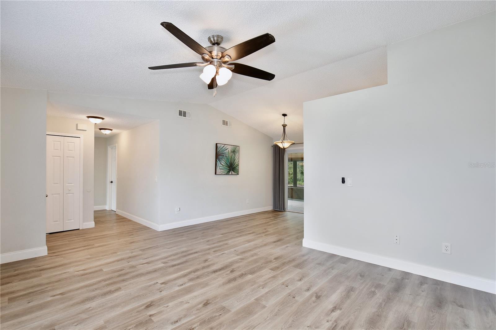 592 ELDRON AVE, DELTONA, FL, 32738