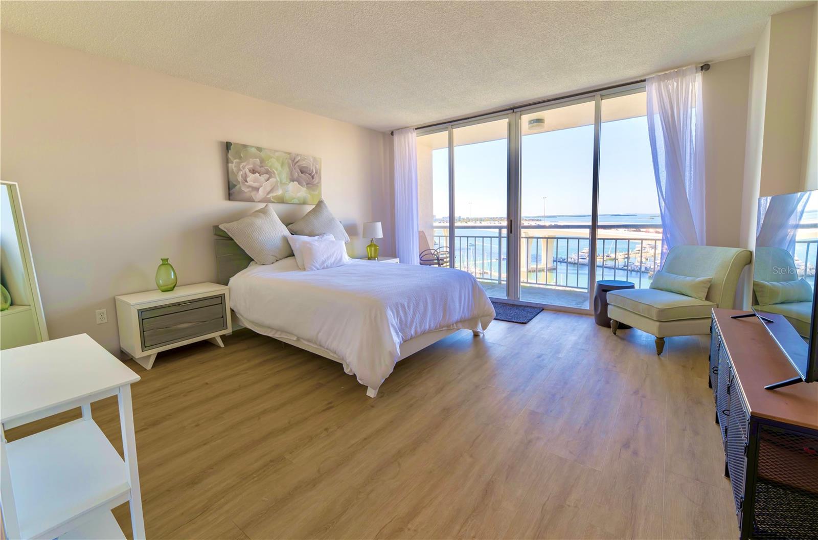 100 PIERCE ST #1102, CLEARWATER, FL, 33756
