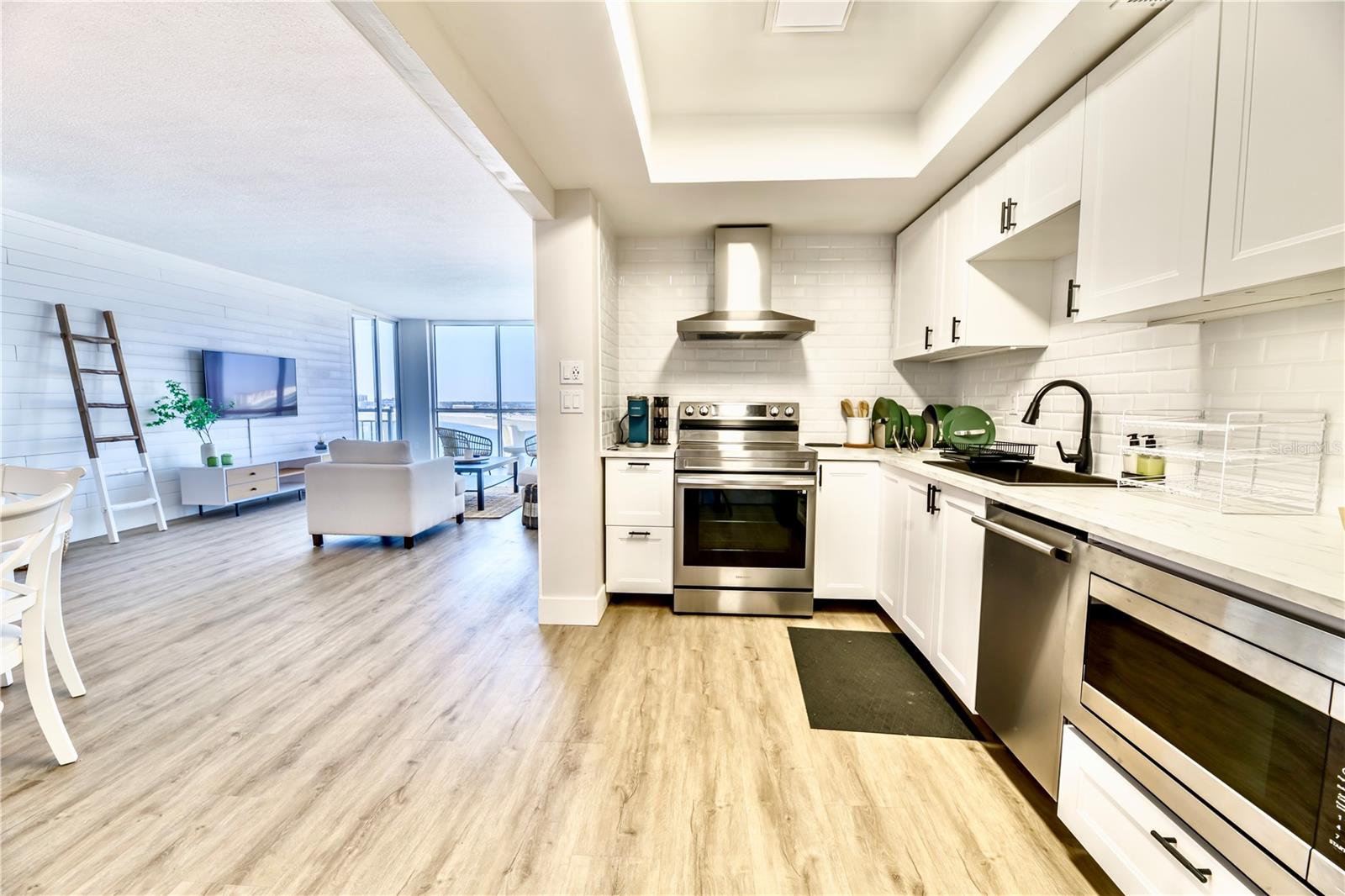 100 PIERCE ST #1102, CLEARWATER, FL, 33756