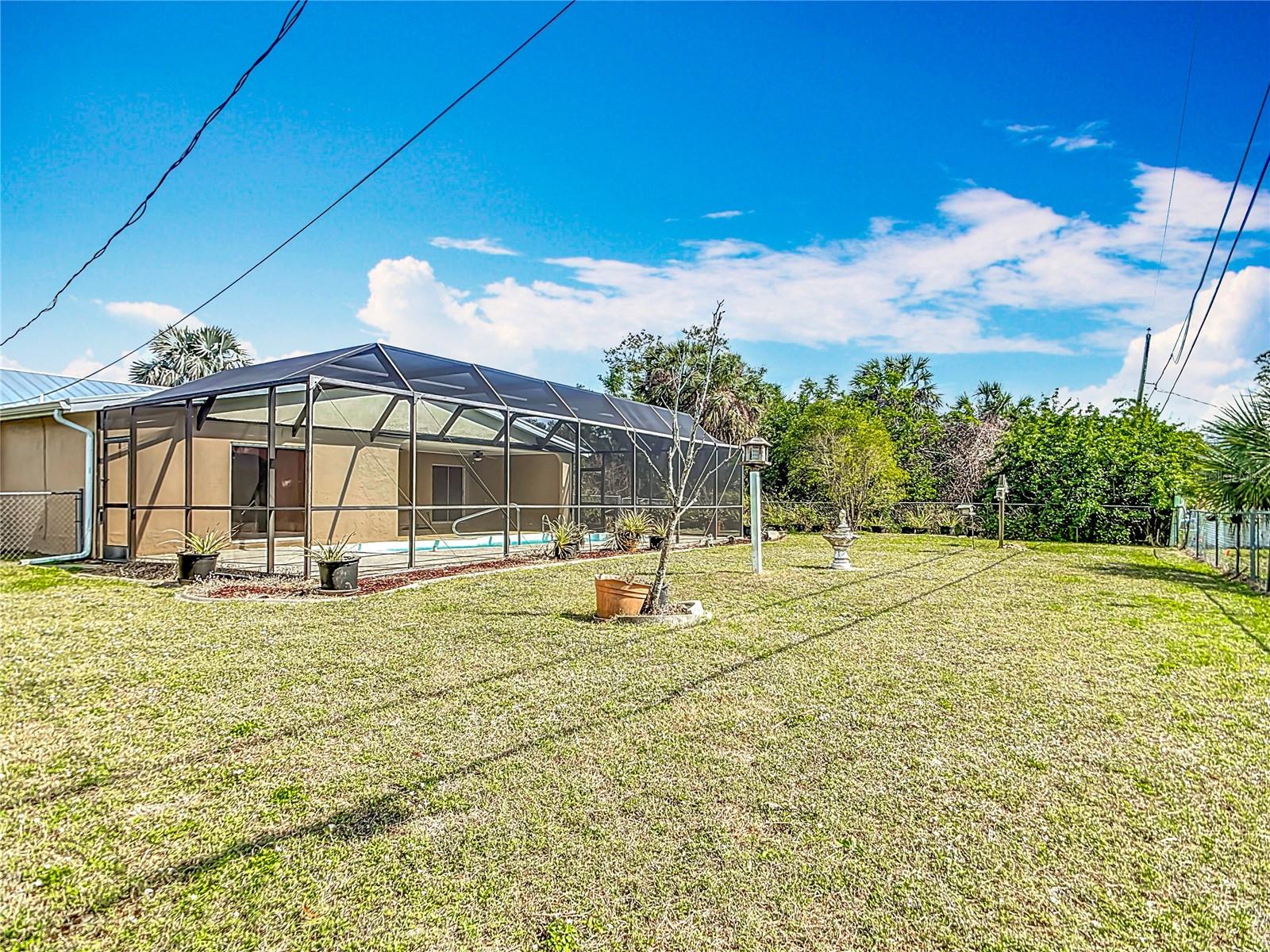 521 FAIRVIEW AVE NW, PORT CHARLOTTE, FL, 33952