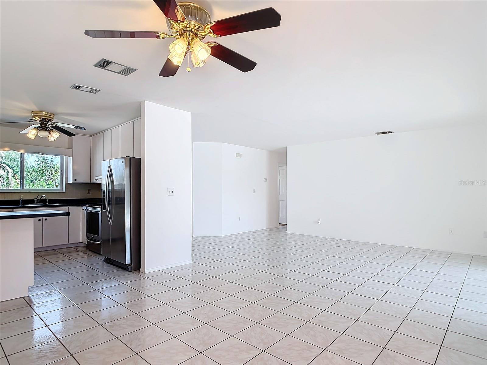 521 FAIRVIEW AVE NW, PORT CHARLOTTE, FL, 33952