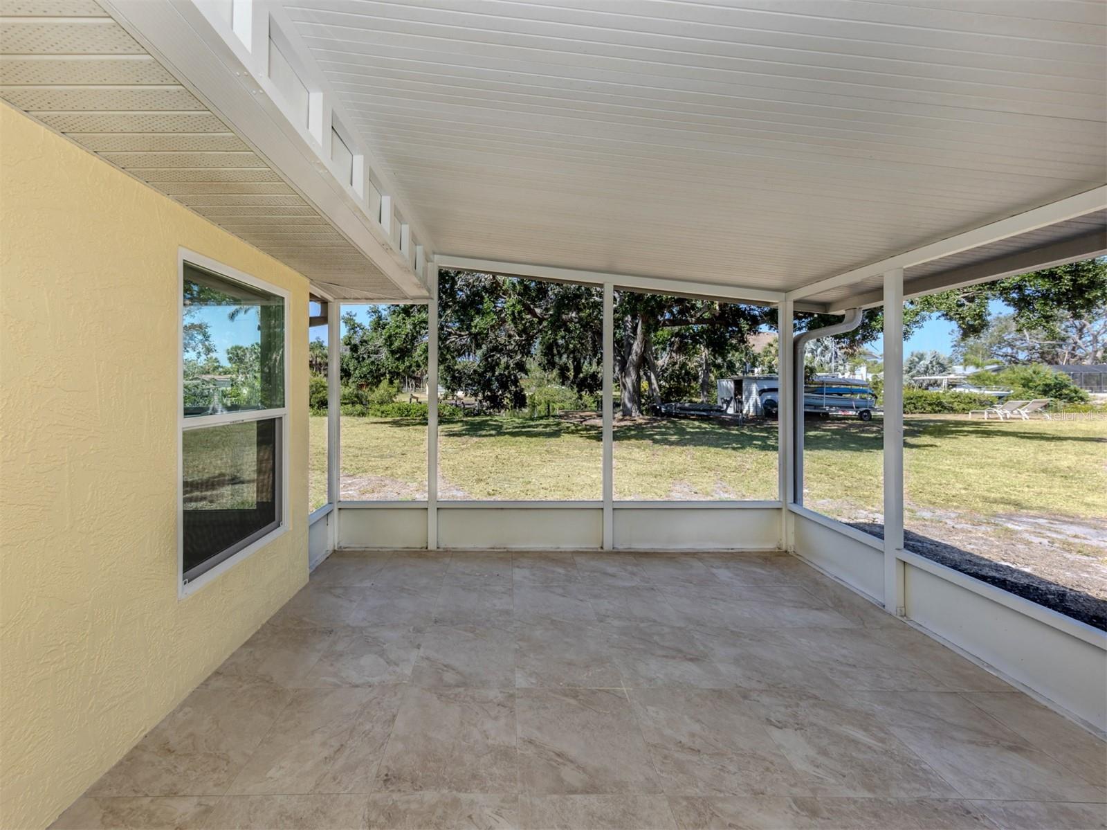 501 DONA DR, NOKOMIS, FL, 34275