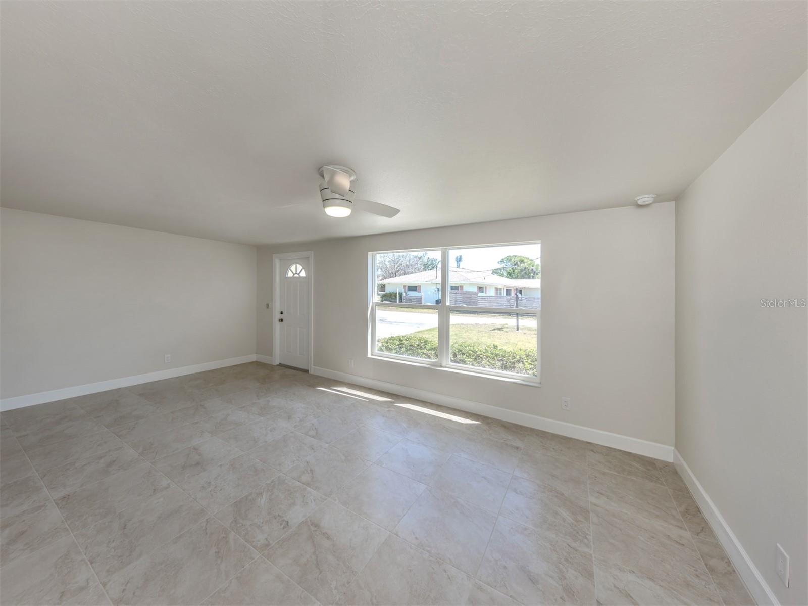 501 DONA DR, NOKOMIS, FL, 34275