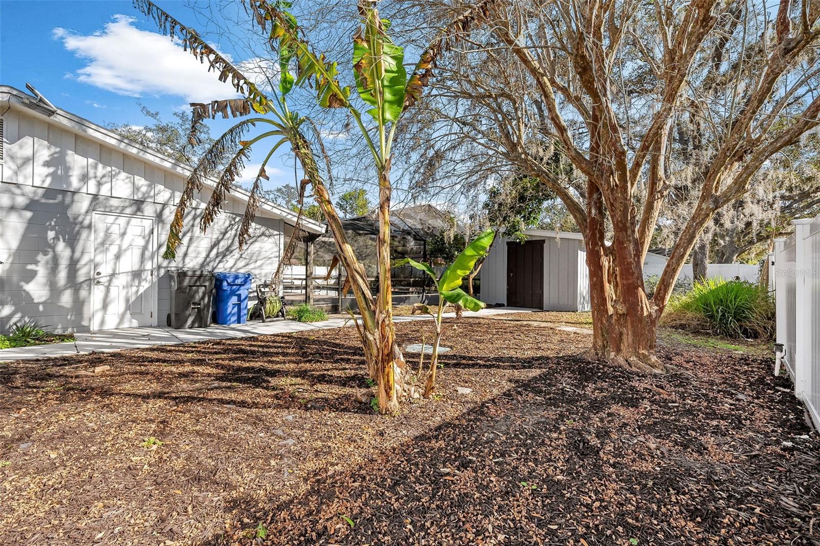 8701 ELMDALE PL, TAMPA, FL, 33637