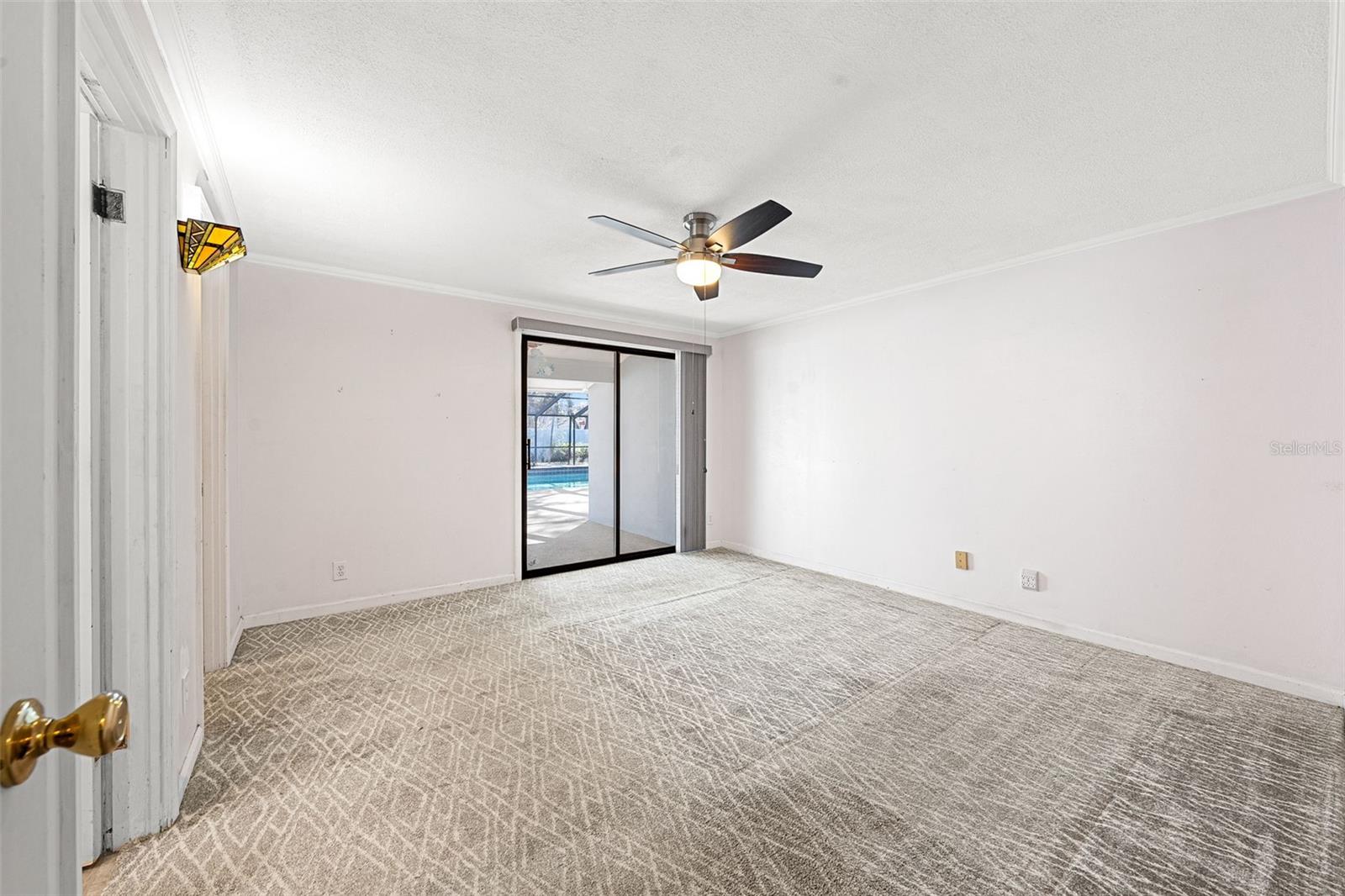 8701 ELMDALE PL, TAMPA, FL, 33637