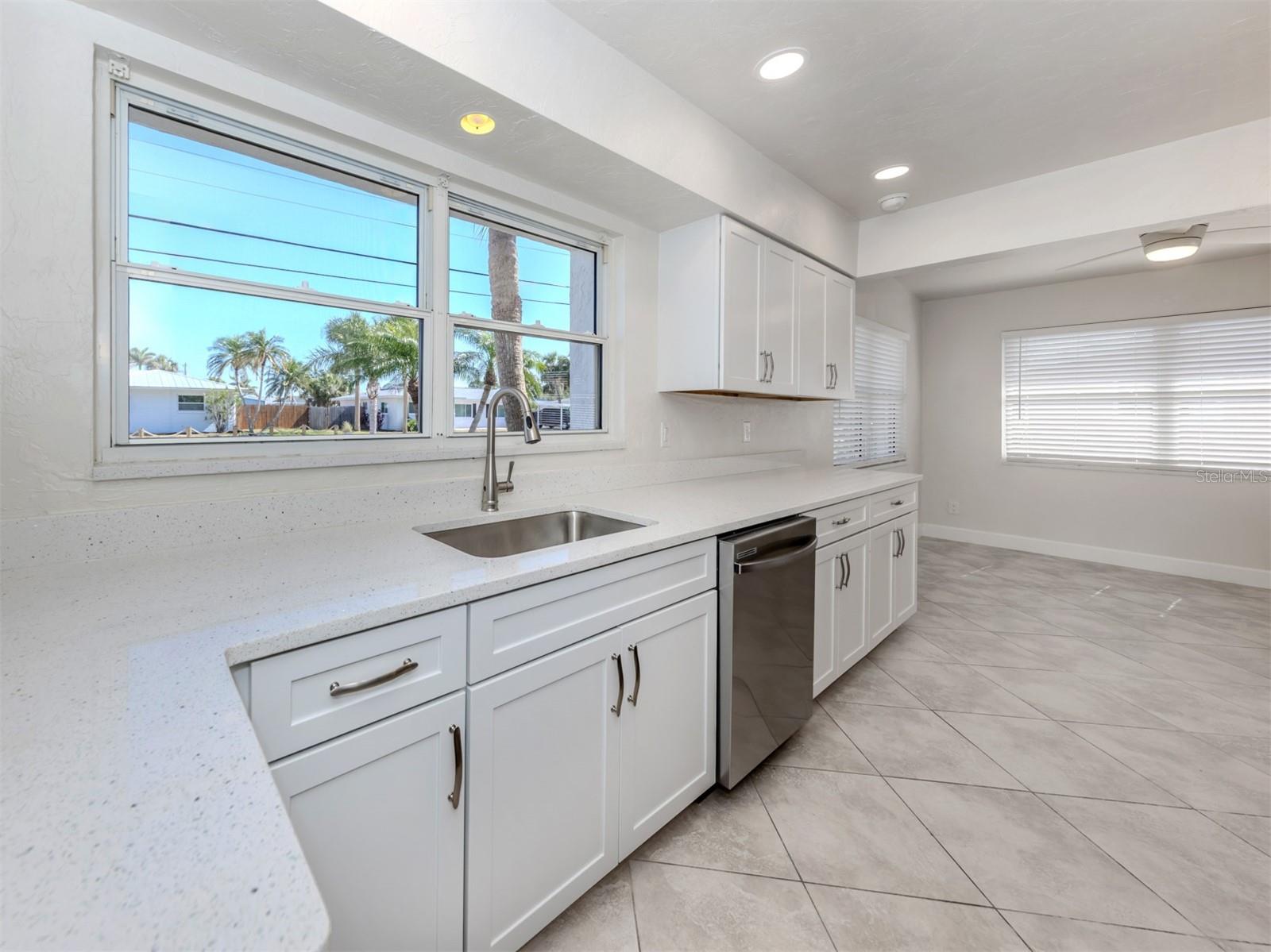 506 BUENA VISTA DR, NOKOMIS, FL, 34275