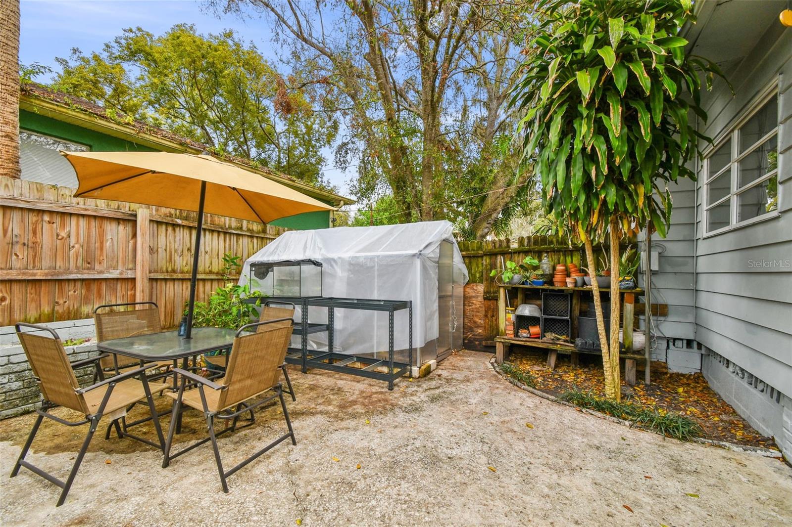 8306 N 10TH ST, TAMPA, FL, 33604