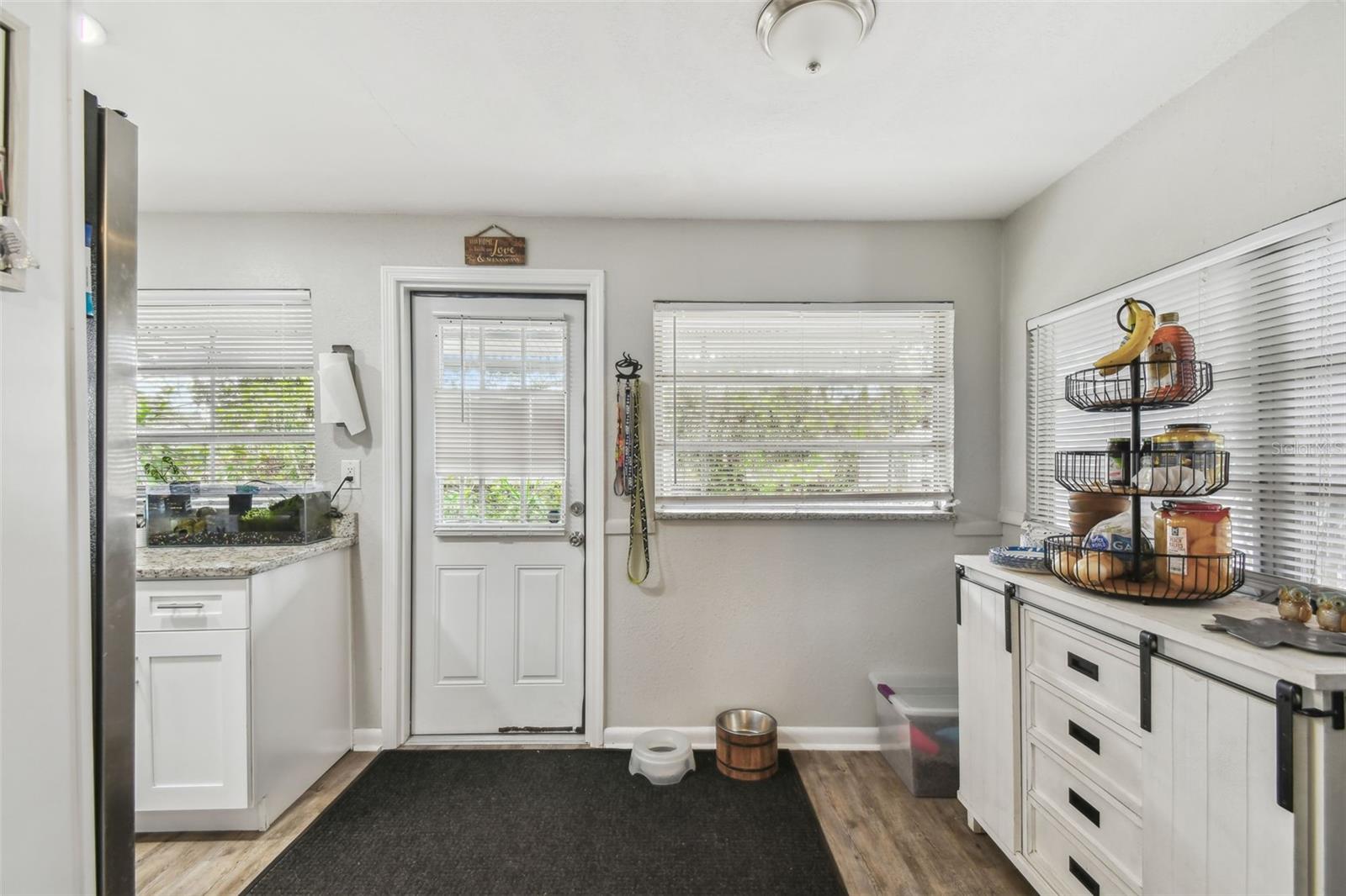 8306 N 10TH ST, TAMPA, FL, 33604