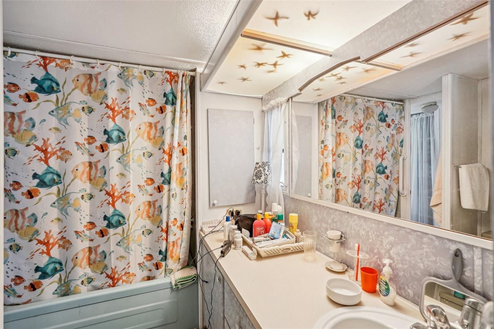 815 52ND AVENUE CIRCLE DR E, BRADENTON, FL, 34203