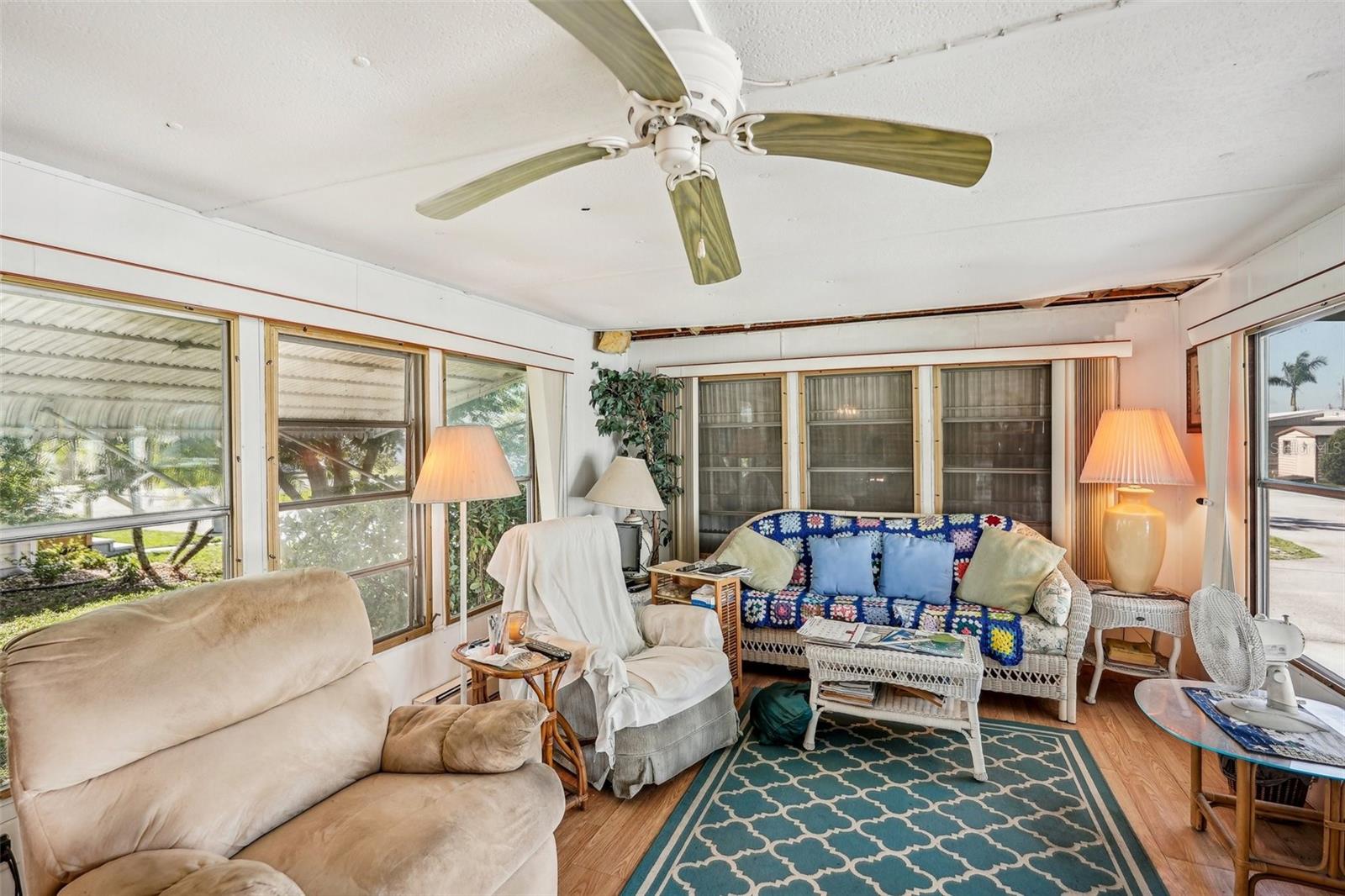 815 52ND AVENUE CIRCLE DR E, BRADENTON, FL, 34203