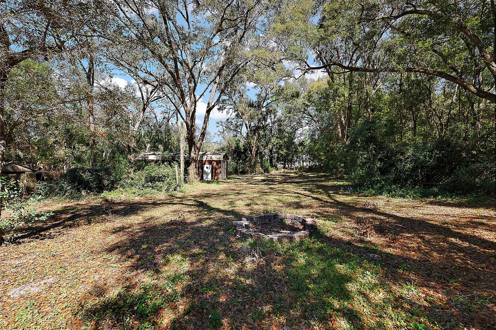 2541 LAKE GRIFFIN RD, LADY LAKE, FL, 32159