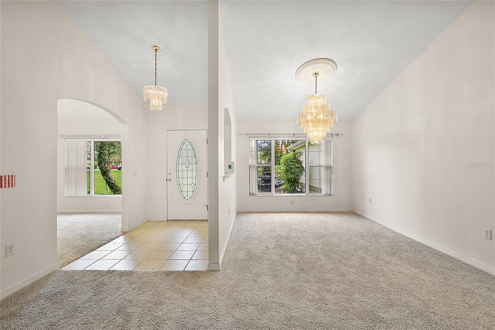 2541 LAKE GRIFFIN RD, LADY LAKE, FL, 32159