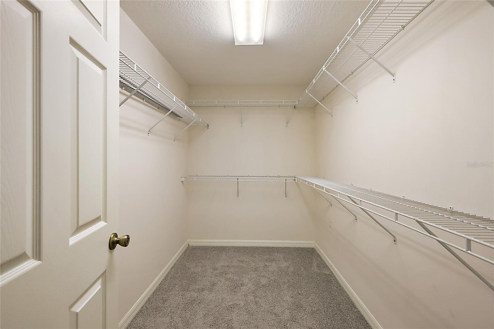 2541 LAKE GRIFFIN RD, LADY LAKE, FL, 32159