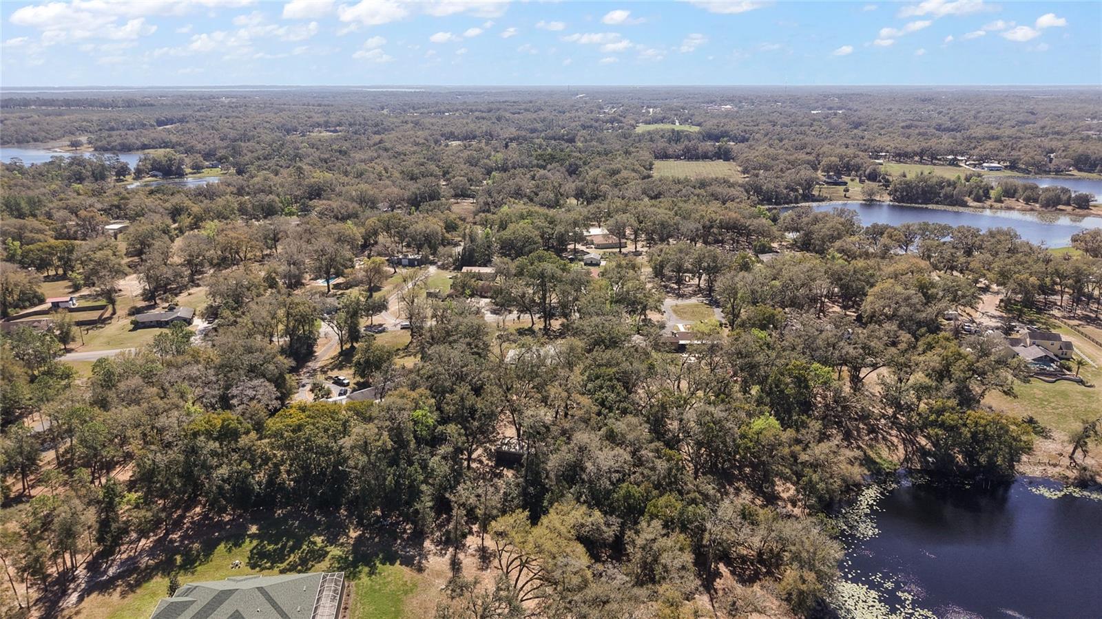 2541 LAKE GRIFFIN RD, LADY LAKE, FL, 32159