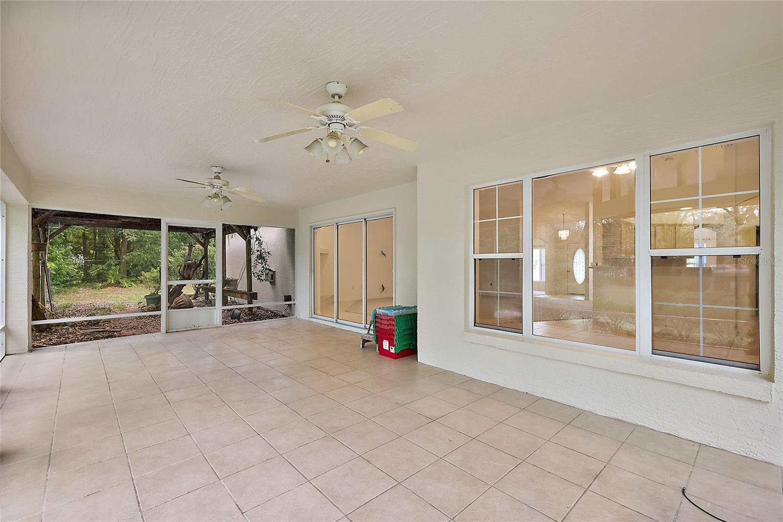 2541 LAKE GRIFFIN RD, LADY LAKE, FL, 32159