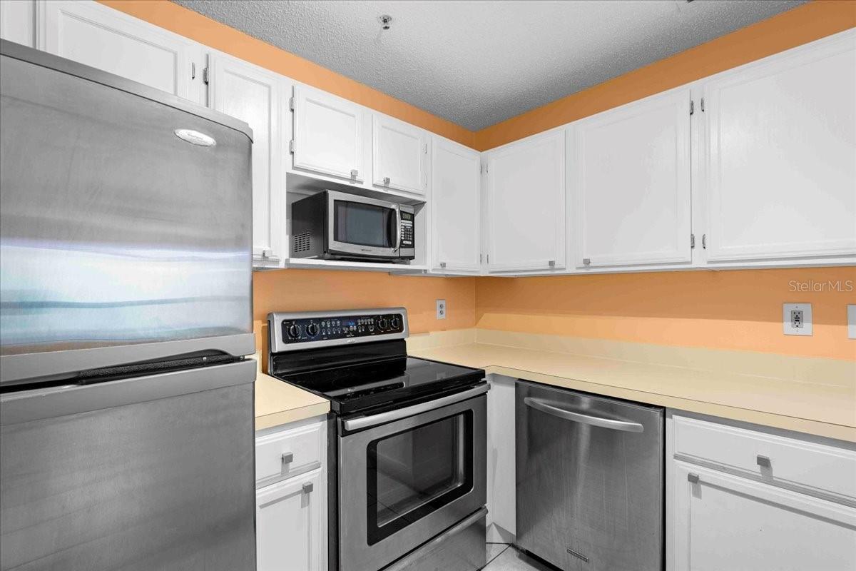 4001 CROCKERS LAKE BLVD #16, SARASOTA, FL, 34238