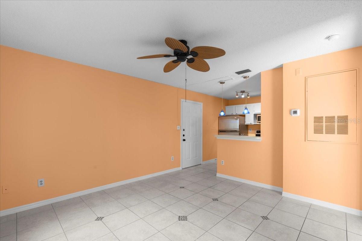 4001 CROCKERS LAKE BLVD #16, SARASOTA, FL, 34238