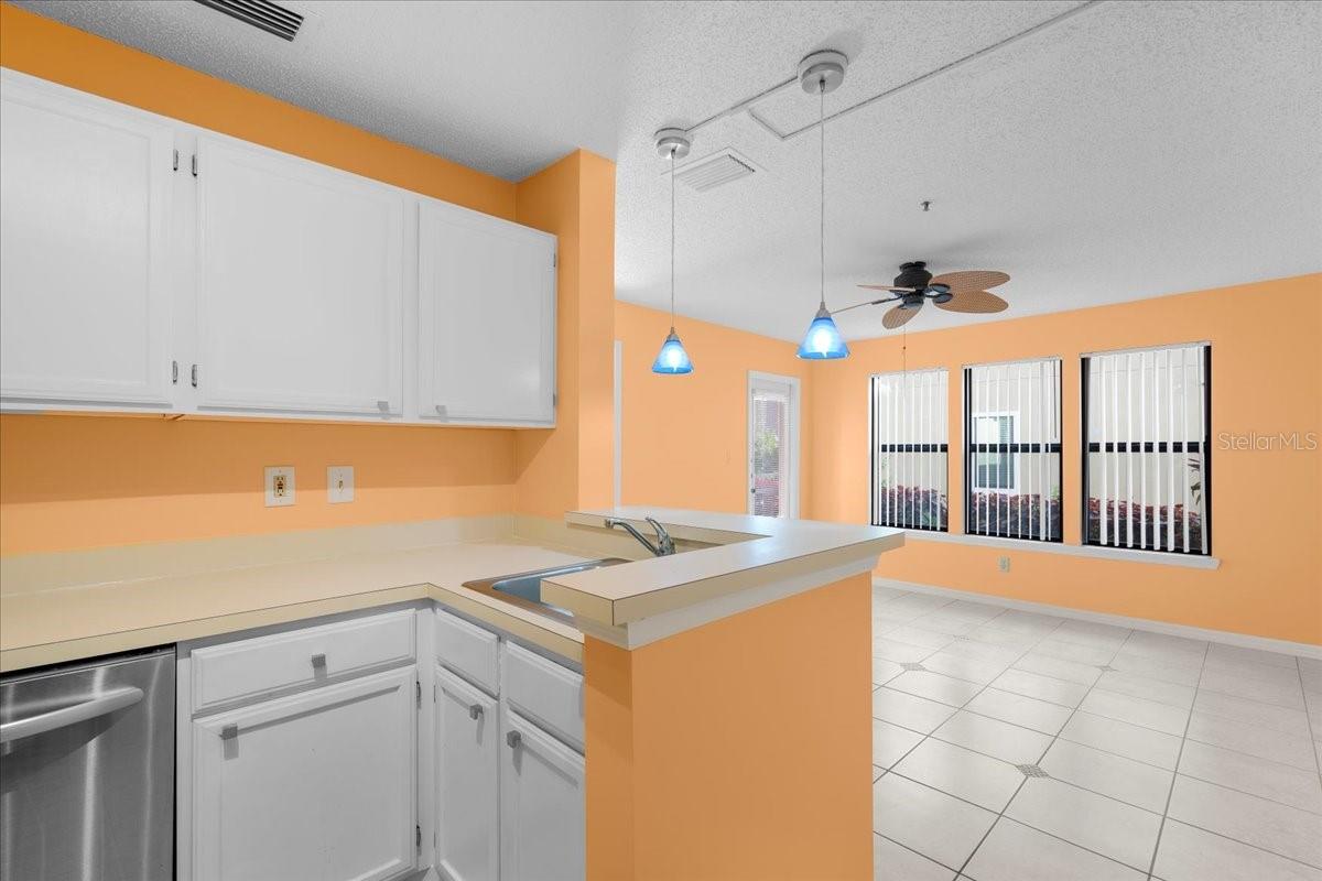 4001 CROCKERS LAKE BLVD #16, SARASOTA, FL, 34238