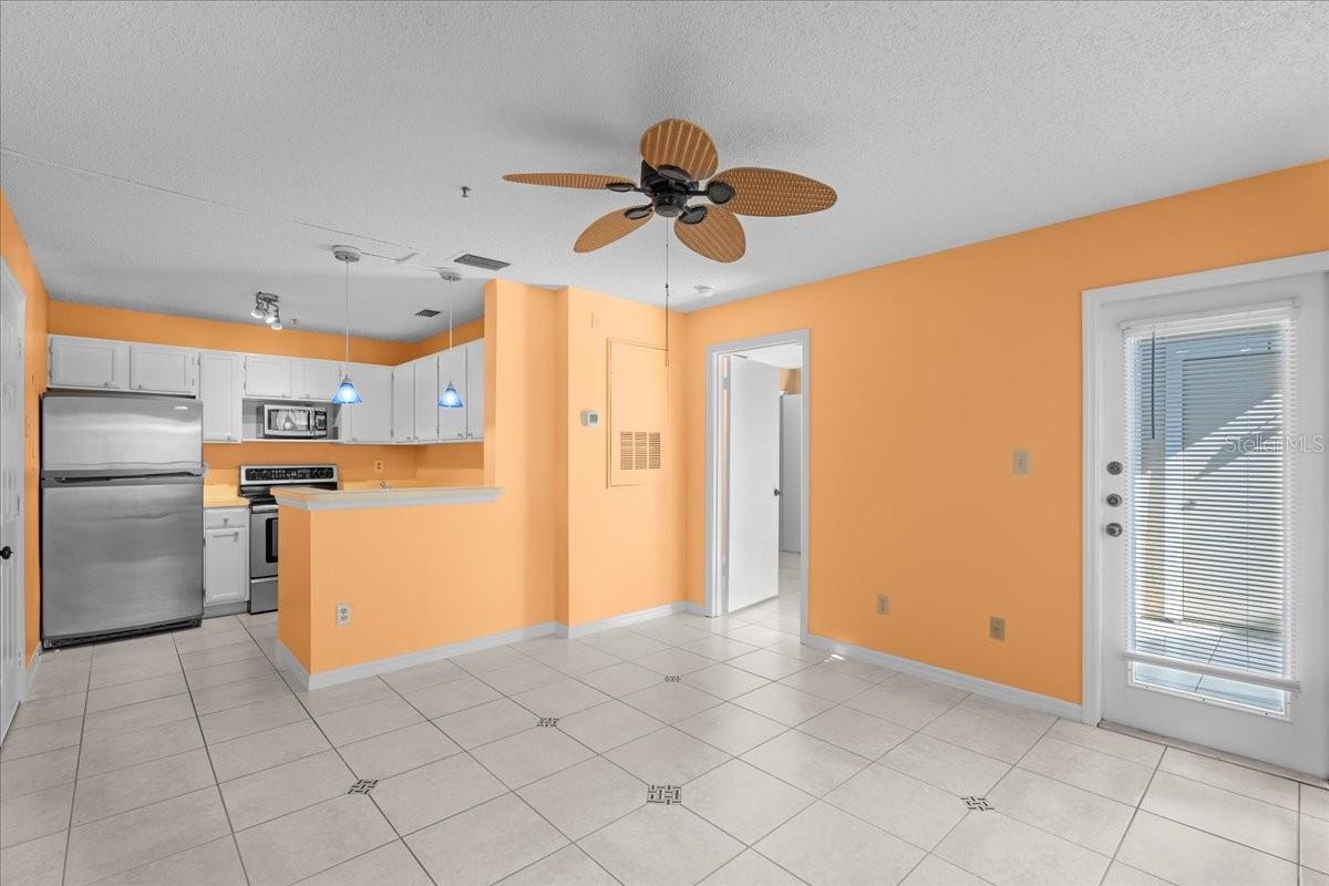 4001 CROCKERS LAKE BLVD #16, SARASOTA, FL, 34238