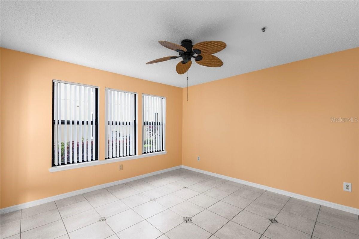 4001 CROCKERS LAKE BLVD #16, SARASOTA, FL, 34238