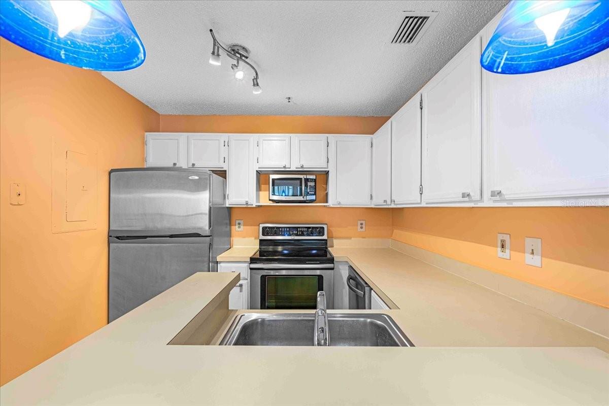 4001 CROCKERS LAKE BLVD #16, SARASOTA, FL, 34238