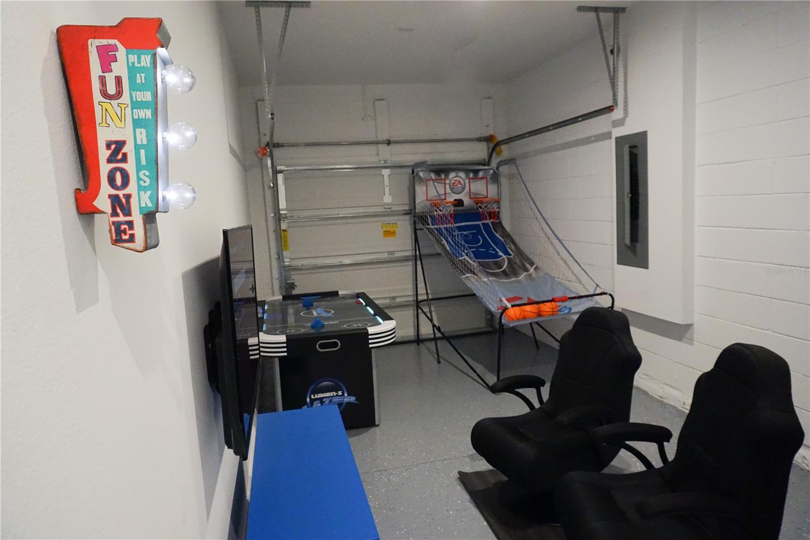 8914 CAROLINE BAY CT, KISSIMMEE, FL, 34747