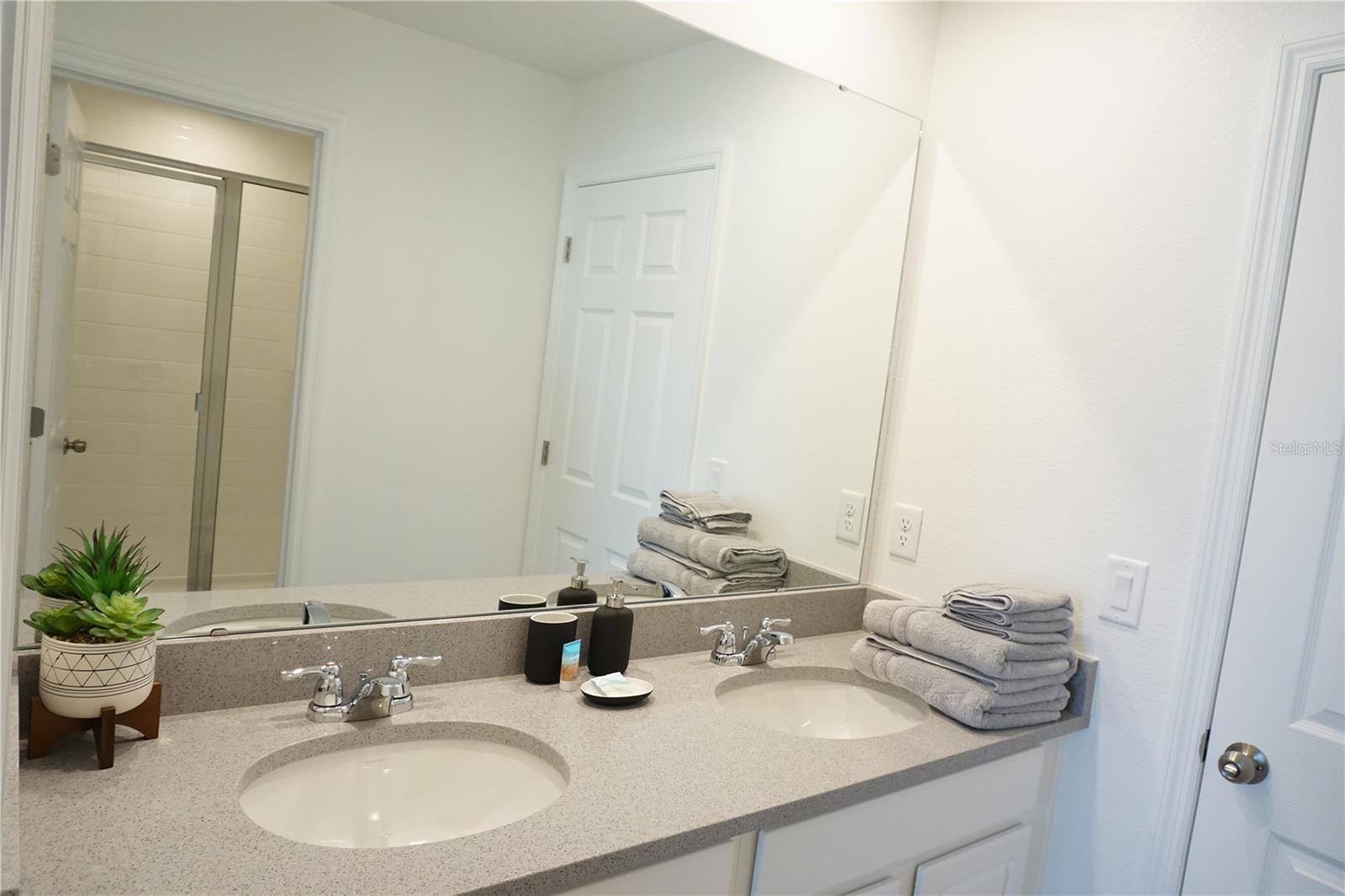 8914 CAROLINE BAY CT, KISSIMMEE, FL, 34747