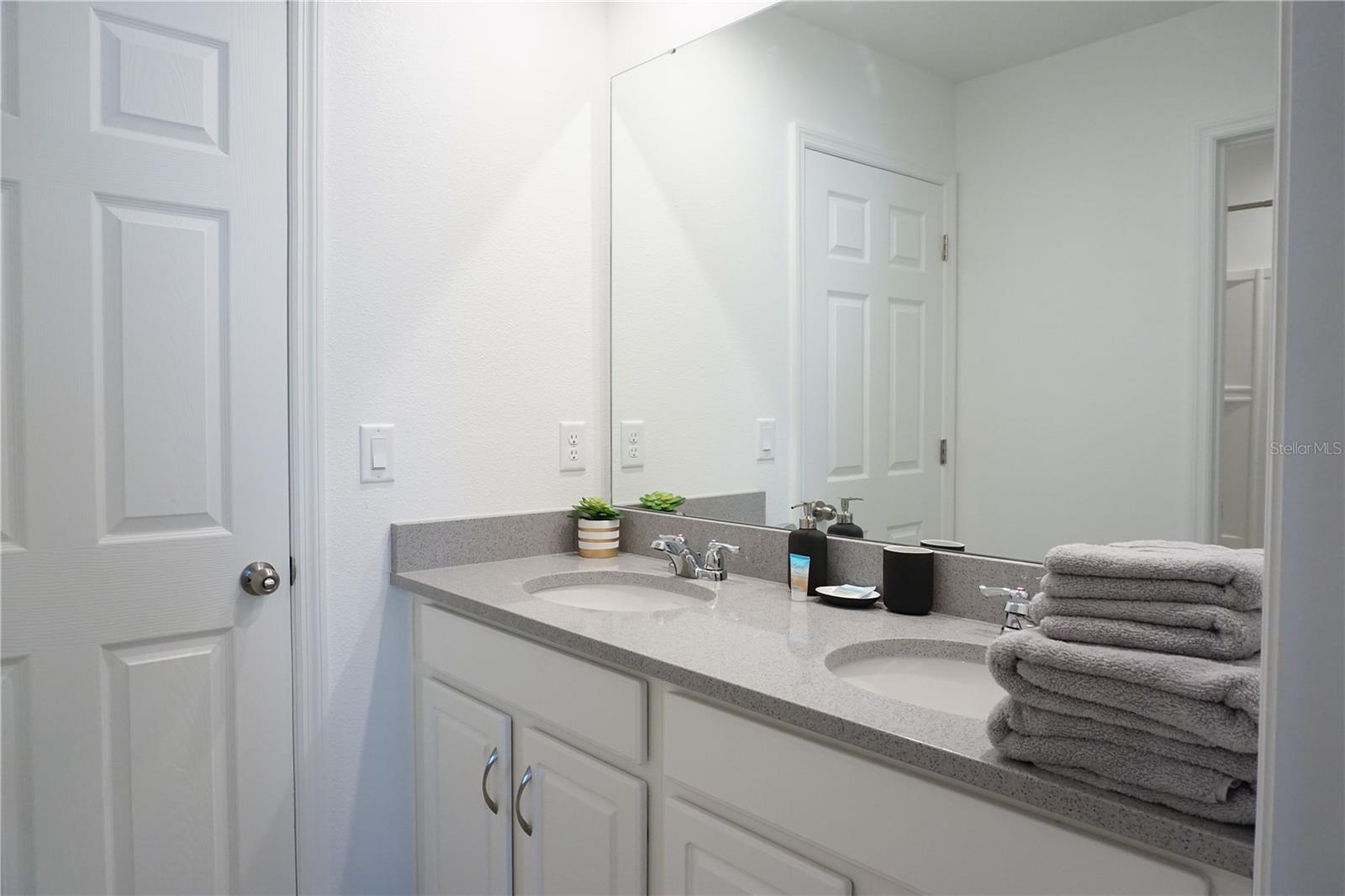 8914 CAROLINE BAY CT, KISSIMMEE, FL, 34747