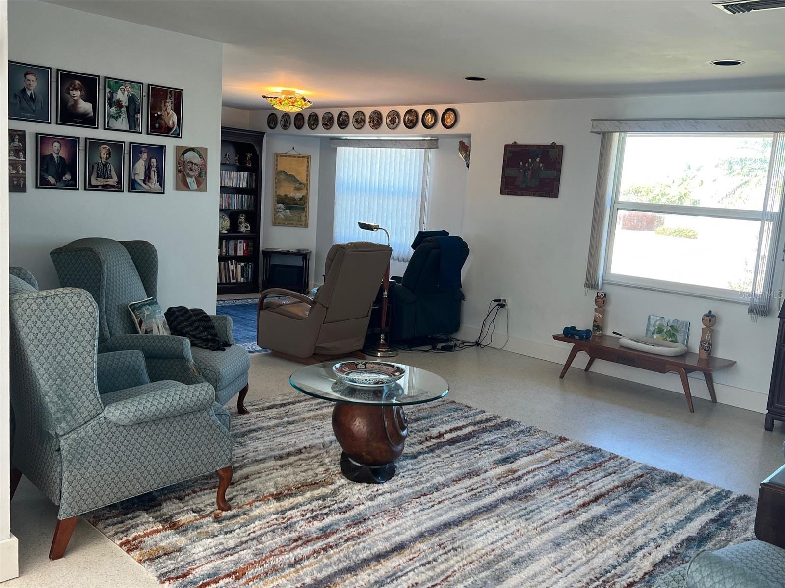604 DUNDEE LN, HOLMES BEACH, FL, 34217