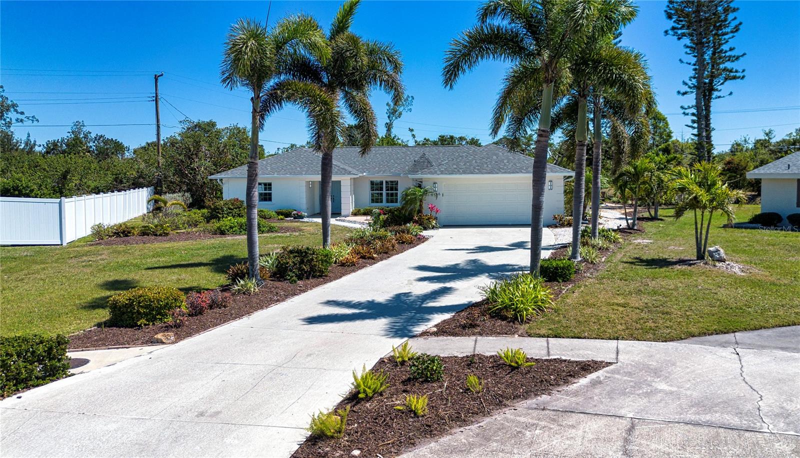 2466 BREAKWATER CIR, SARASOTA, FL, 34231