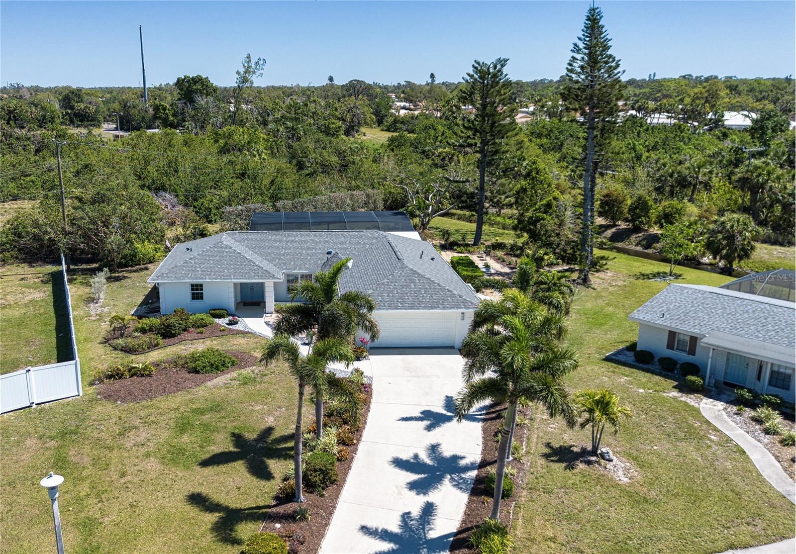 2466 BREAKWATER CIR, SARASOTA, FL, 34231