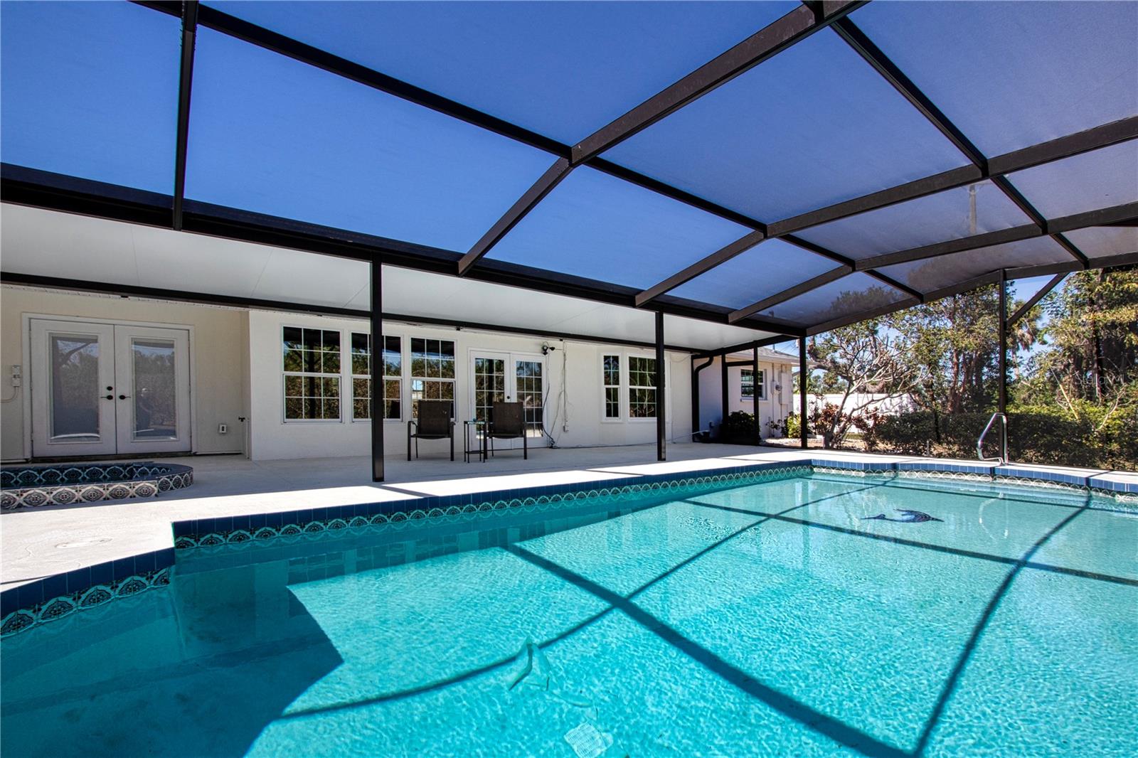 2466 BREAKWATER CIR, SARASOTA, FL, 34231