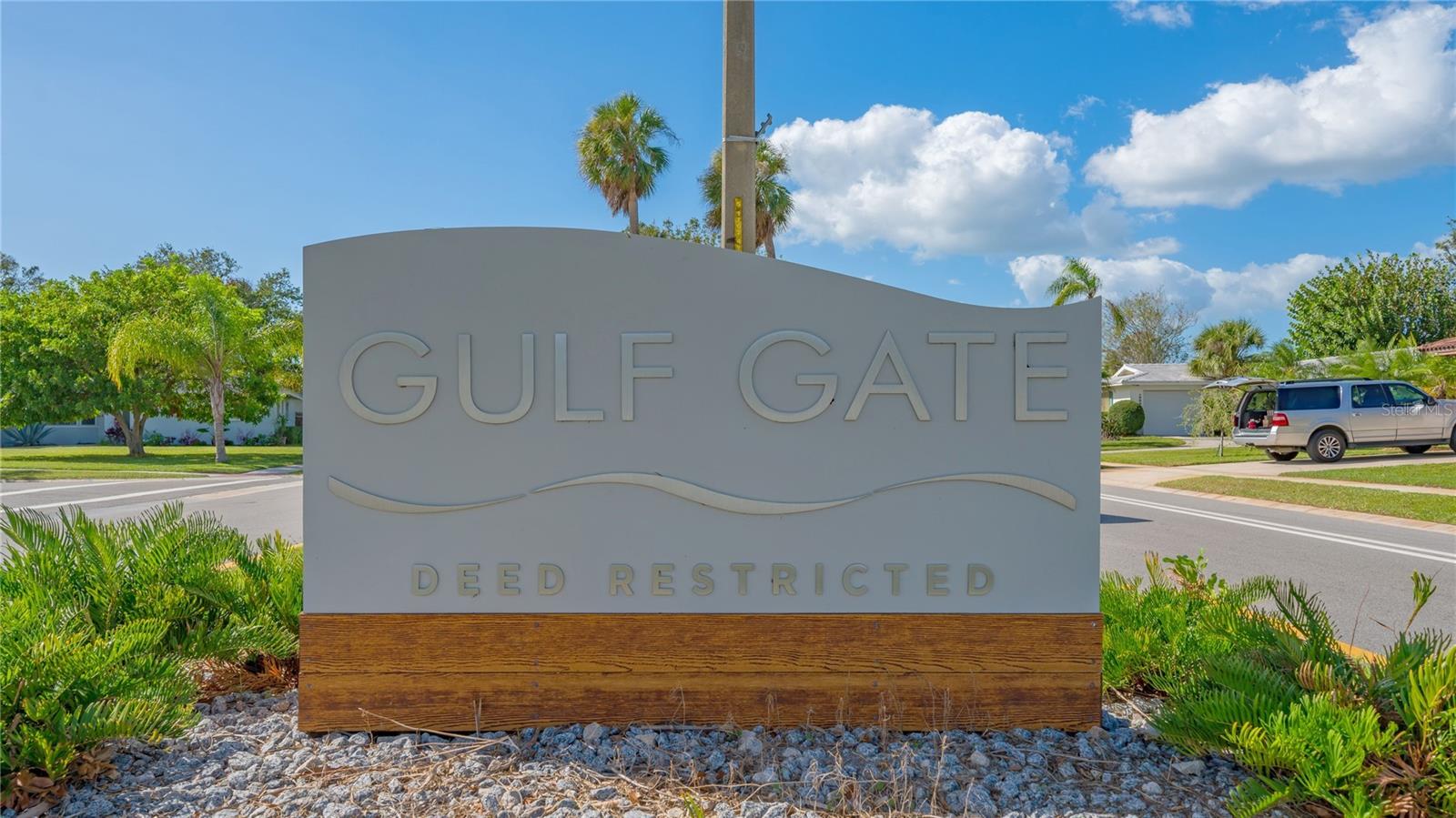 2466 BREAKWATER CIR, SARASOTA, FL, 34231