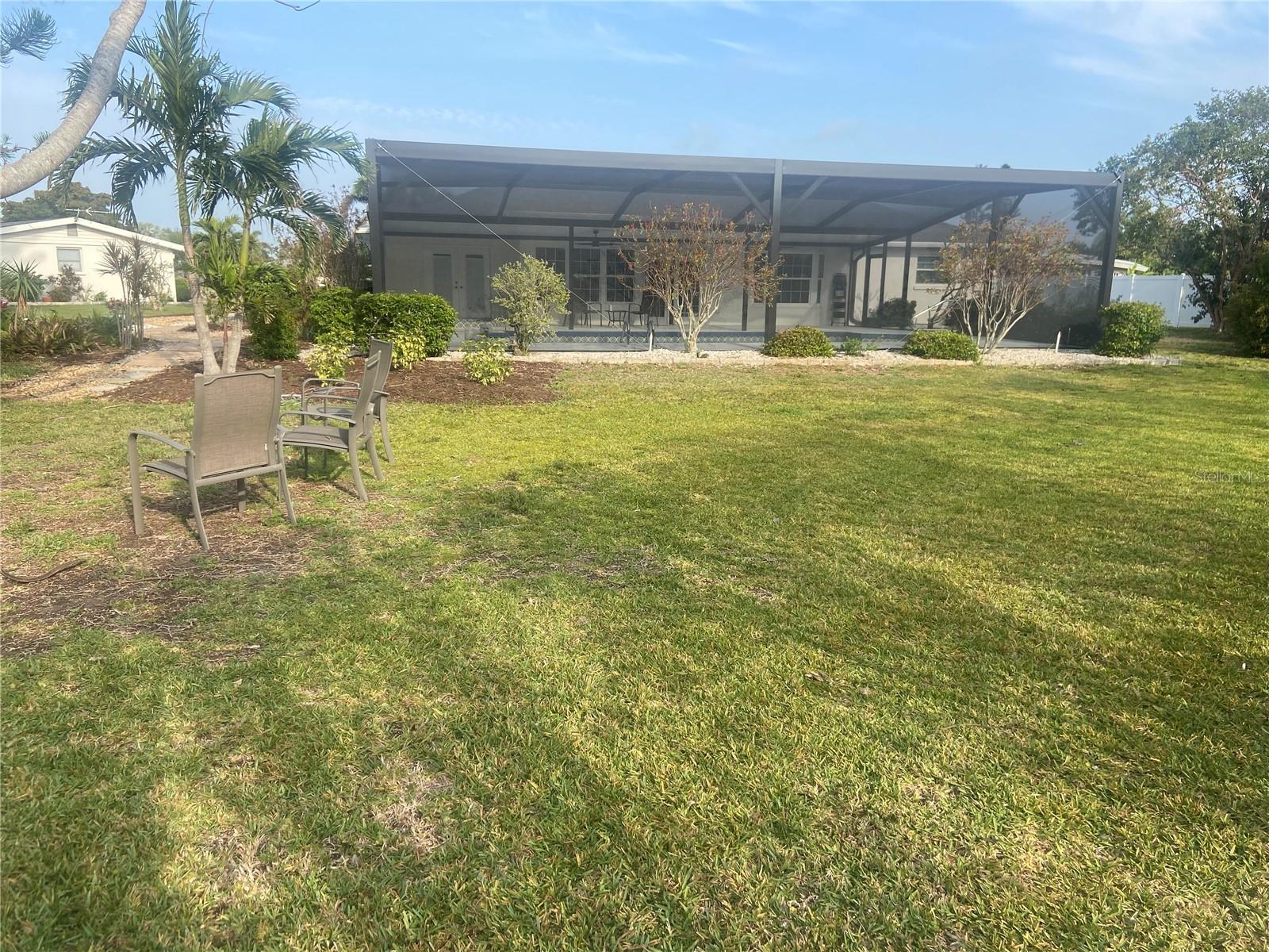 2466 BREAKWATER CIR, SARASOTA, FL, 34231