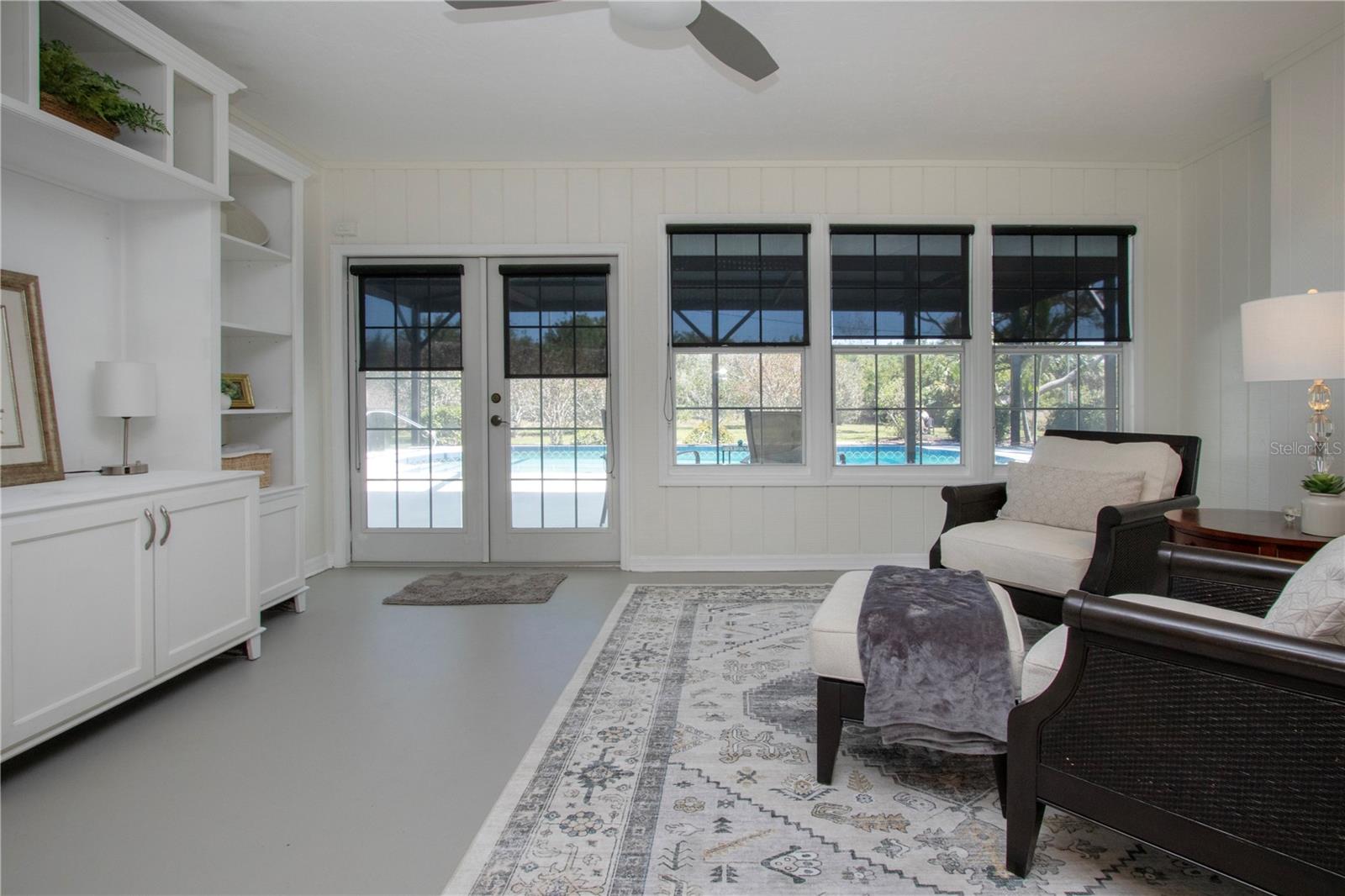 2466 BREAKWATER CIR, SARASOTA, FL, 34231