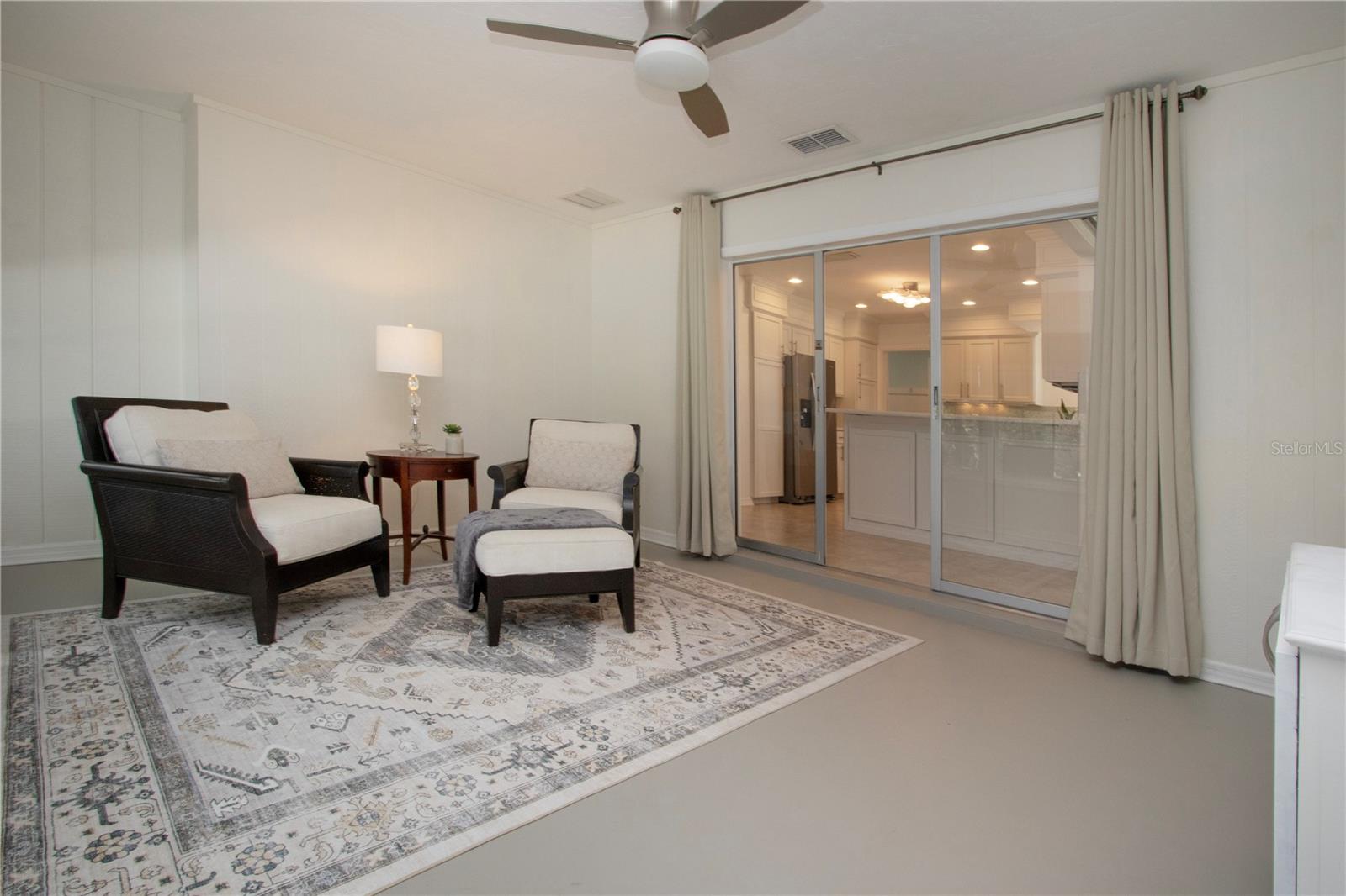 2466 BREAKWATER CIR, SARASOTA, FL, 34231