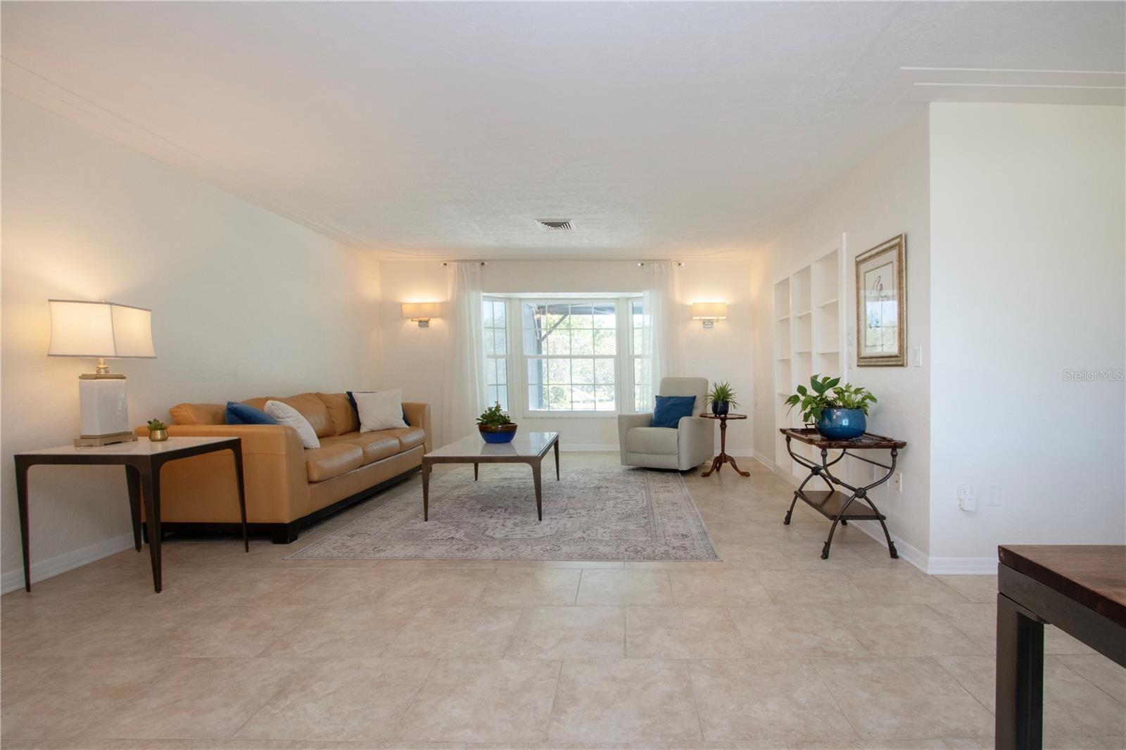 2466 BREAKWATER CIR, SARASOTA, FL, 34231