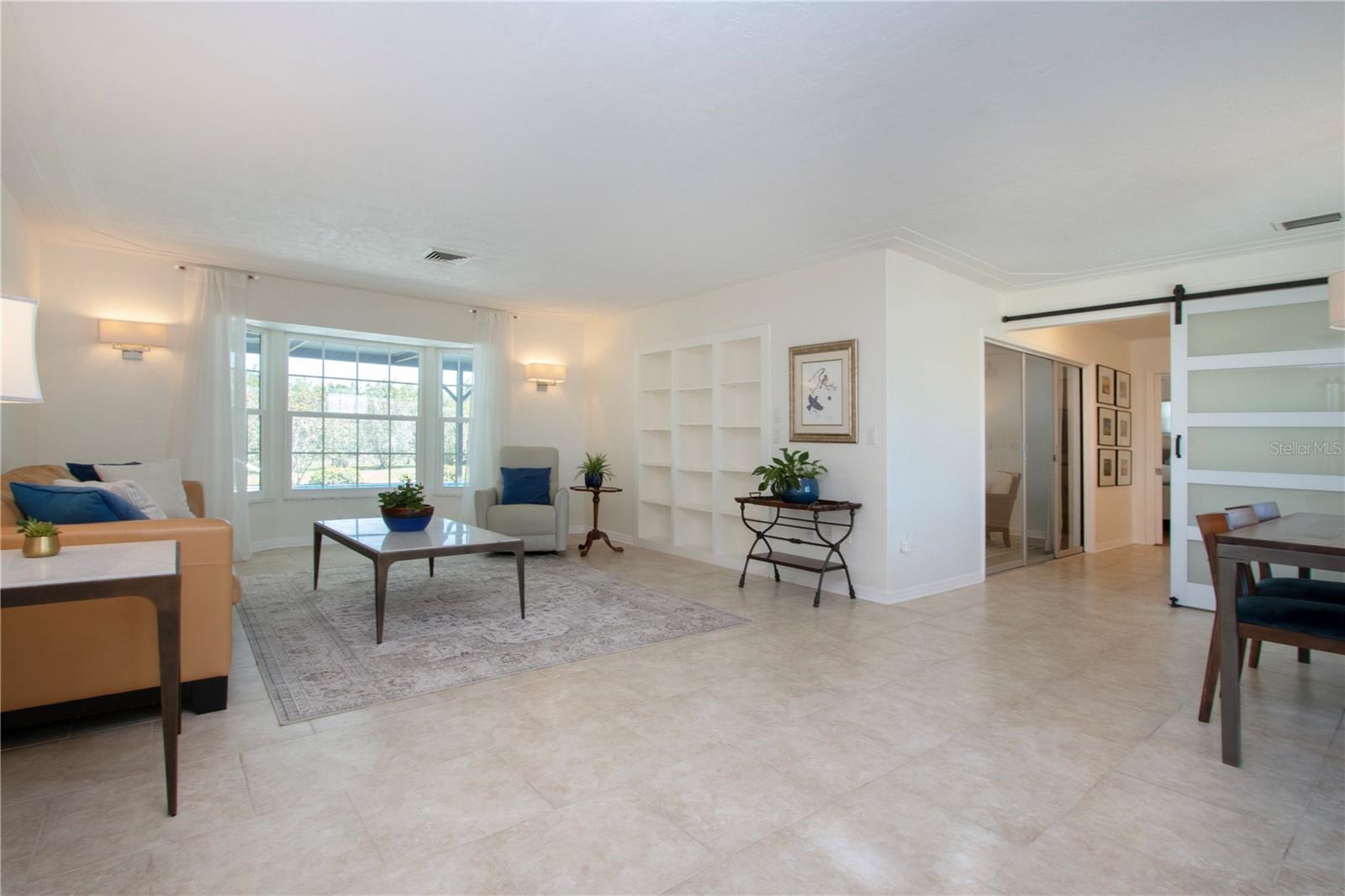 2466 BREAKWATER CIR, SARASOTA, FL, 34231