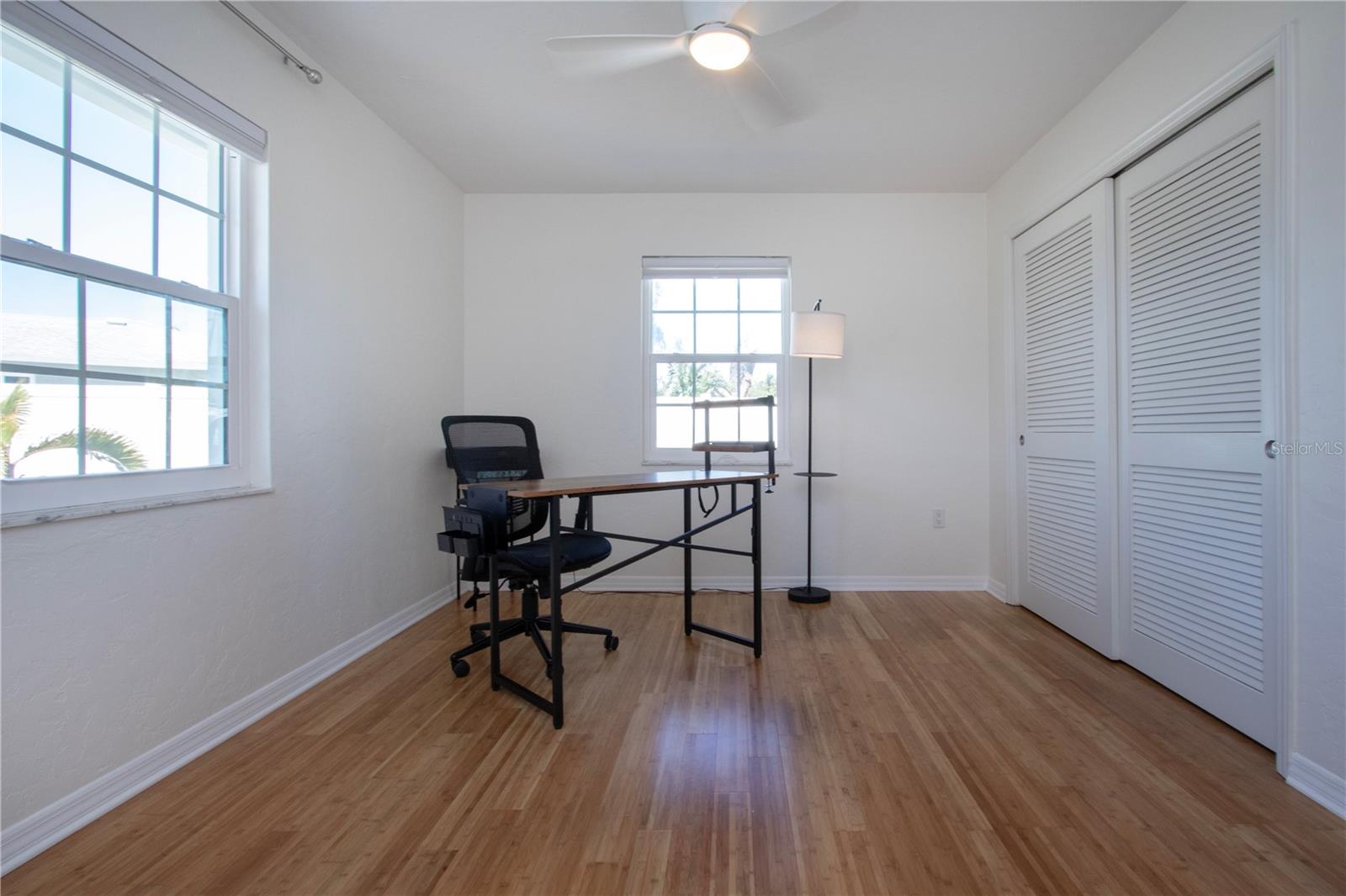 2466 BREAKWATER CIR, SARASOTA, FL, 34231
