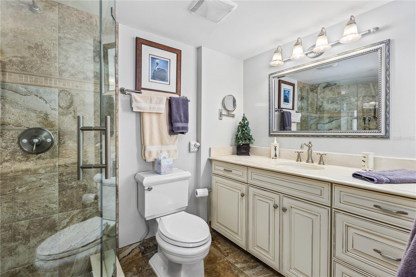 435 S GULFSTREAM AVE #1103, SARASOTA, FL, 34236
