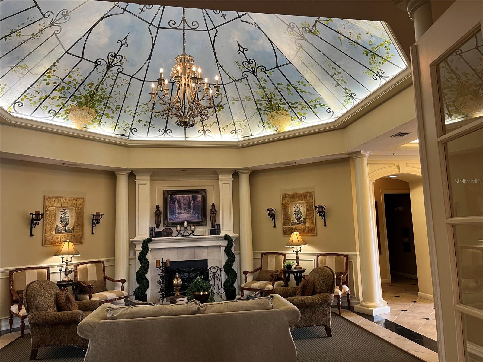 3561 CONROY RD #214, ORLANDO, FL, 32839